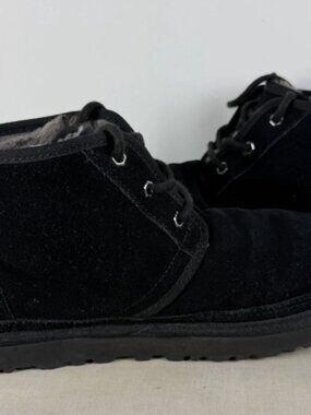 UGG Men's Neumel Black Suede Chukka Boots Size 12 Lace Up Sheepskin 3236 Outdoor